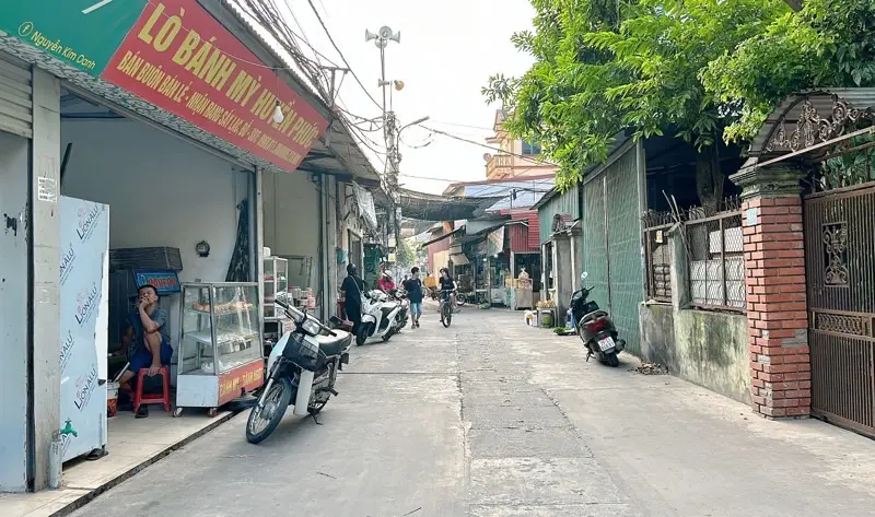 Bán đất trục chính tại Gia Thượng mặt tiền 5.6m, gần khu công nghiệp Quang Minh... Bán đất tại Quang Minh, Hà Nội 01