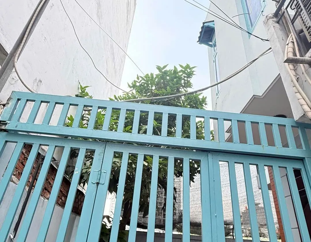 Nhà riêng 3 tầng 4 phòng ngủ ở Tân Bình giá tốt... Bán nhà riêng tại Tân Bình, Hồ Chí Minh 01