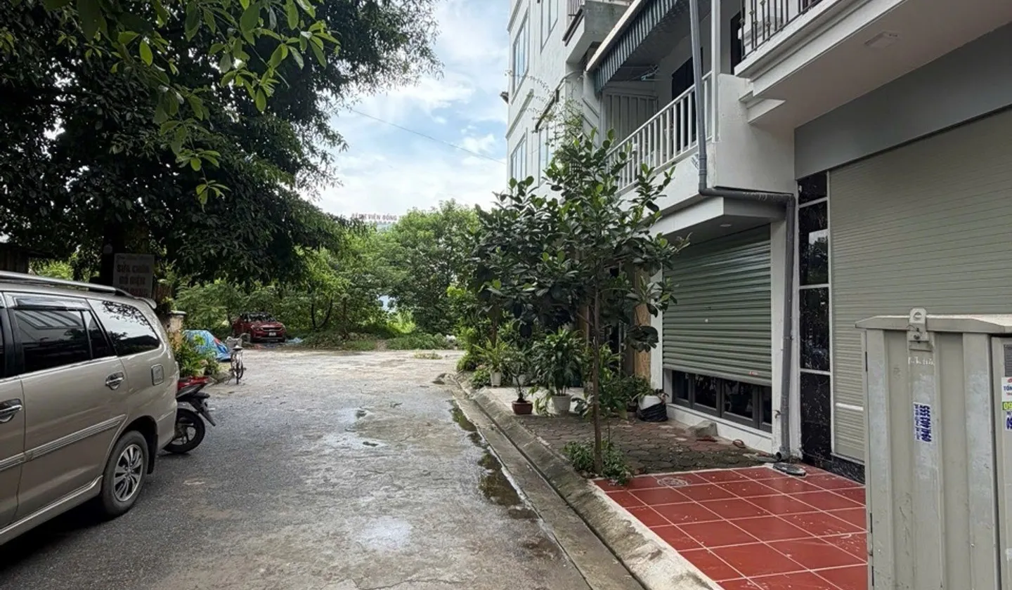 Nhà mặt phố - 30m² - Thanh Trì, Hà Nội - 10.5 tỷ... Bán nhà mặt phố tại Thanh Trì, Hà Nội 01