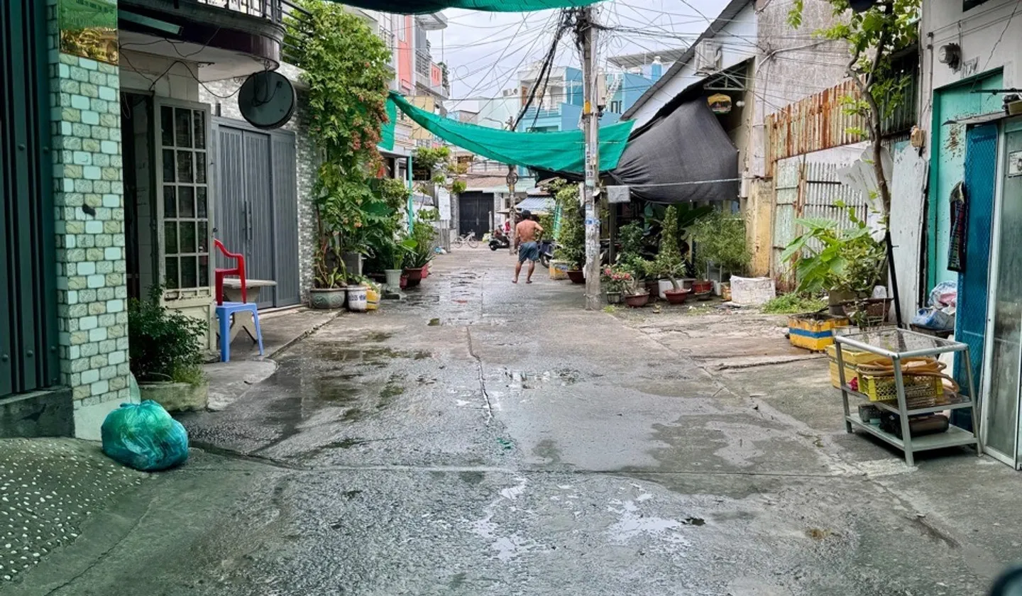 Bán Nhà 3 tầng 3PN gần chợ Lạc Quang, đi sân bay 10 phút - 4x17 - giá 6.xx tỷ... Bán nhà riêng tại Đông Hưng Thuận, Hồ Chí Minh 01