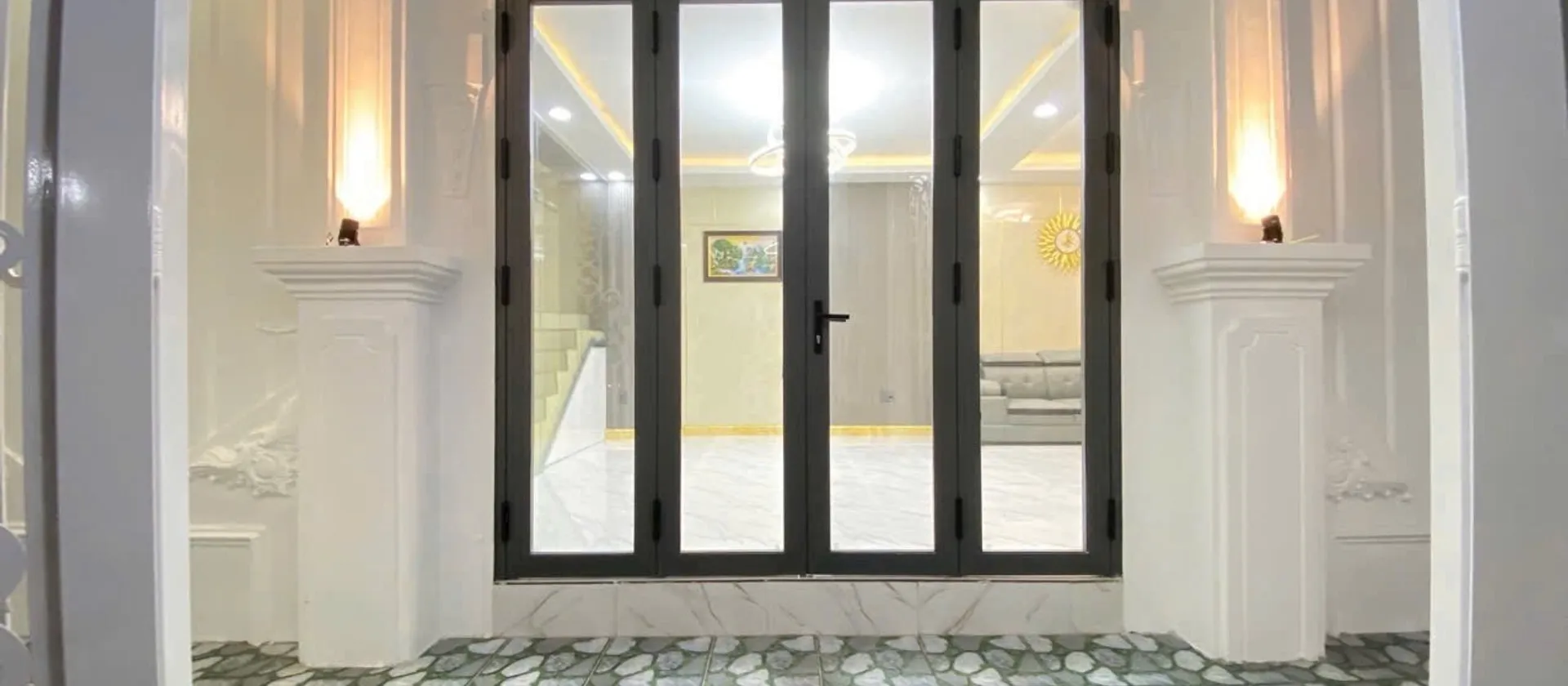 Cơ hội sở hữu nhà tân cổ điển sang trọng tại Nhà Bè, giá tốt hiếm có ngay hôm nay... Bán nhà riêng tại Nhà Bè, Hồ Chí Minh 01