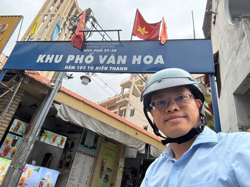 Nhà 2 tầng hẻm thẳng quận 10, gần phố sầm uất... Bán nhà riêng tại Hòa Hưng, Hồ Chí Minh 01