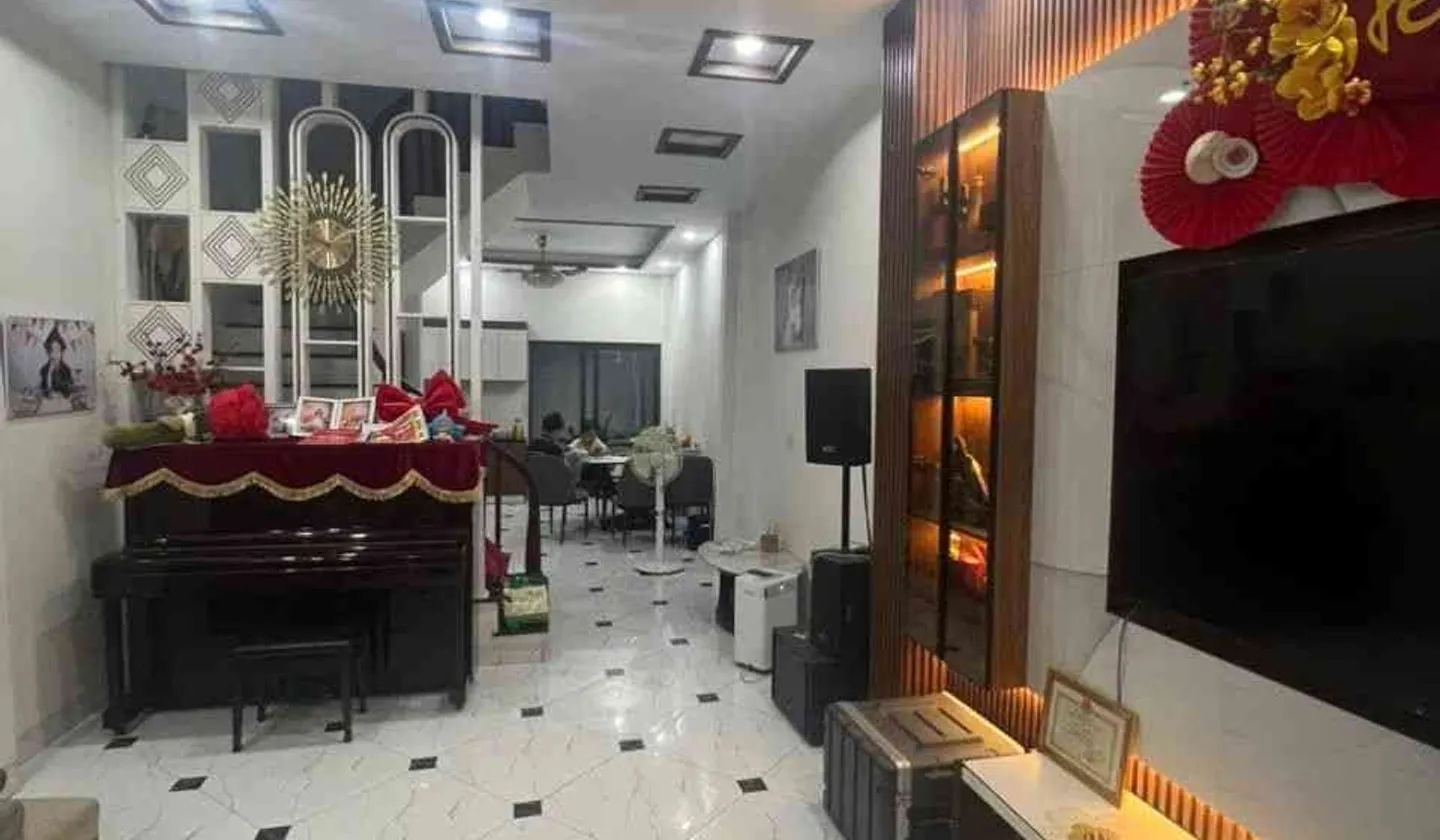 Bán nhà riêng 4 tầng quận Giáp Nhị diện tích 54m², ô tô đỗ cửa, phù hợp kinh doanh và làm văn phòng... Bán nhà riêng tại Hoàng Mai, Hà Nội 01