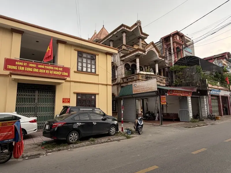 Nhà 3 tầng mặt tiền rộng tại Kim Thiều Phù Khê giá hợp lý... Bán nhà riêng tại Phù Khê, Bắc Ninh 01