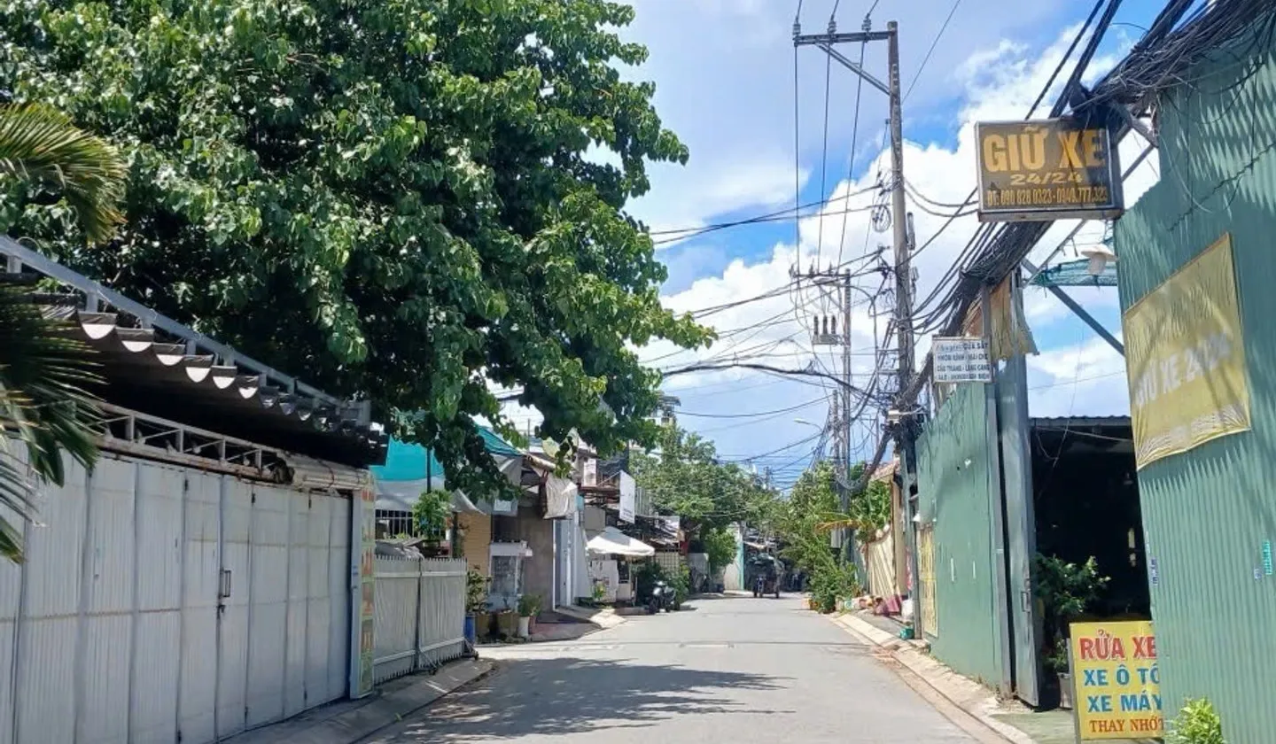 Nhà mặt phố Bình Tân giá đẹp, kinh doanh sầm uất, cho thuê thu nhập ổn... Bán nhà mặt phố tại Bình Hưng Hòa, Hồ Chí Minh 01