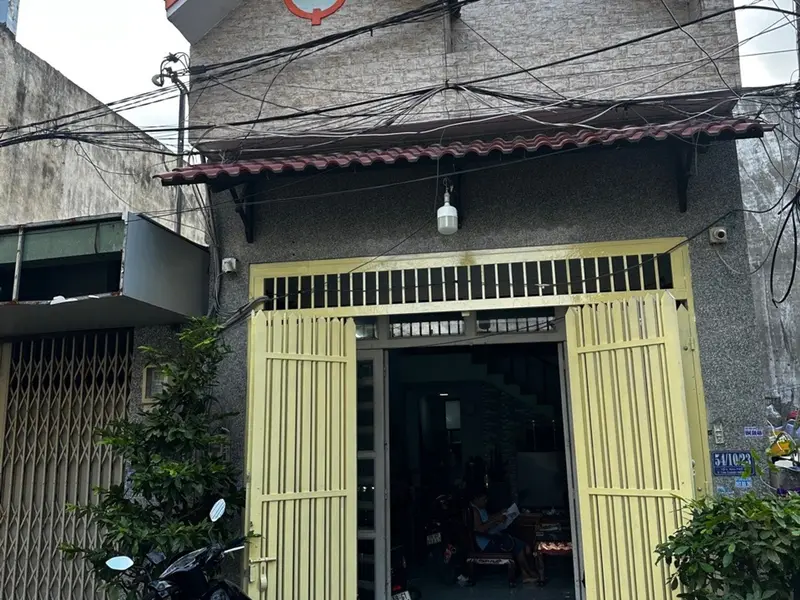 Nhà hẻm xe tải an ninh tuyệt đối tại Trung Mỹ Tây, cơ hội không thể bỏ lỡ... Bán nhà riêng tại Trung Mỹ Tây, Hồ Chí Minh 01