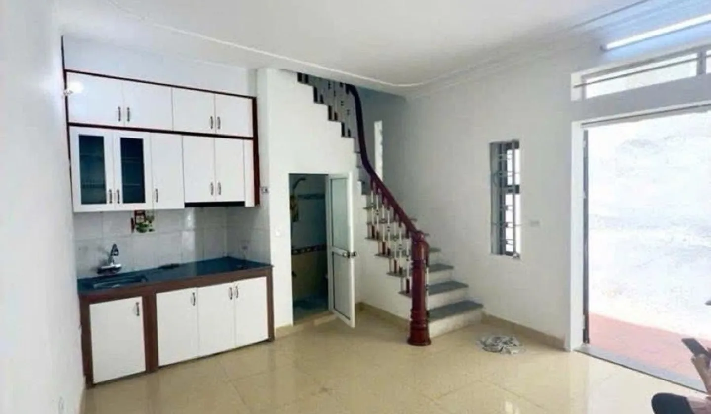 Nhà đẹp, vip, vị trí đắc địa, đón sóng Sun Grand City... Bán nhà riêng tại Vĩnh Hưng, Hà Nội 01