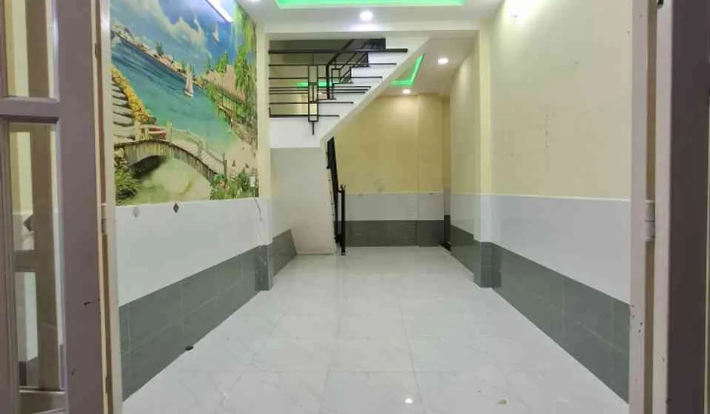 NHÀ HẺM XE BA GÁC TỚI CỬA SÁT CẦU HIỆP ÂN - TTHC QUẬN 8 CŨ 2 TẦNG - 2PN... Bán nhà riêng tại Bình Đông, Hồ Chí Minh 01