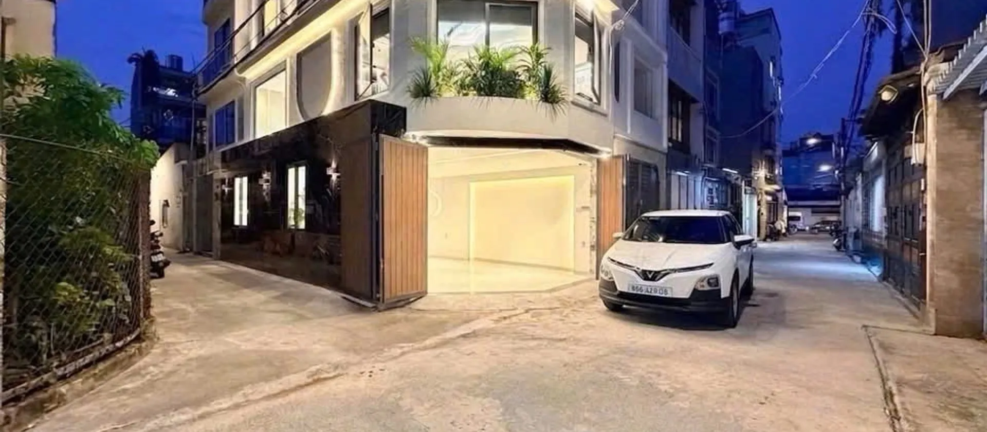 🏡HÀNG NGON NGAY TRUNG TÂM GÒ VẤP
HƠN 7 TỶ SỞ HỮU CĂN GÓC SIÊU SANG 5 TẦNG -VỪA Ở VỪA KD... Bán nhà riêng tại An Hội Đông, Hồ Chí Minh 01