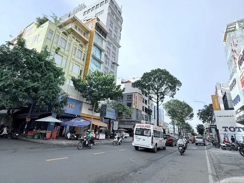 Nhà Quận 10 Nở Hậu - Thu Nhập 12 Triệu/Tháng... Bán nhà riêng tại Hòa Hưng, Hồ Chí Minh 01