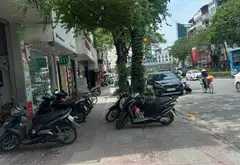 Nhà 3 tầng bán tại phường Nguyễn Văn Cừ phù hợp kinh doanh, ô tô vào nhà... Bán owner_side tại Bồ Đề, Hà Nội 01