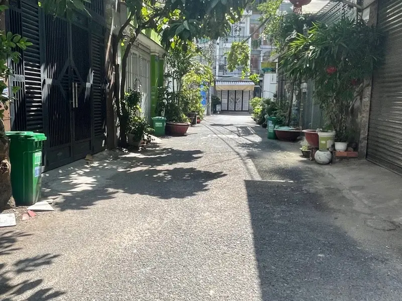 Cơ hội sở hữu nhà CHDV 6 tầng tại Trung Mỹ Tây, sinh lời ổn định... Bán nhà riêng tại Trung Mỹ Tây, Hồ Chí Minh 01