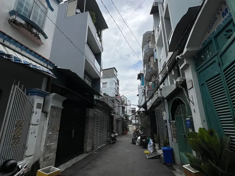 Bán nhà 2 tầng, 2PN tại Tân Bình, hẻm xe hơi, giá 6,05 tỷ... Bán nhà riêng tại Tân Sơn, Hồ Chí Minh 01