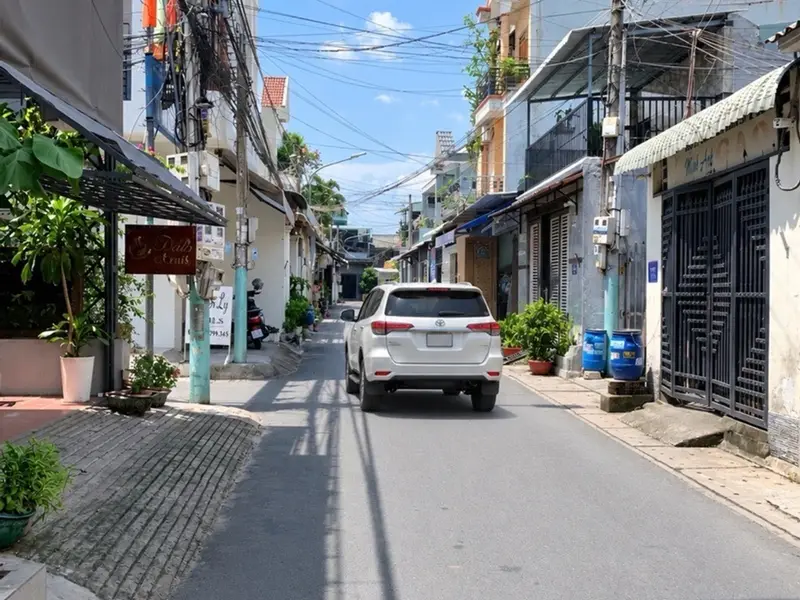 Bán nhà riêng 2 tầng mặt tiền rộng tại Dĩ An giá tốt... Bán nhà riêng tại Dĩ An, Hồ Chí Minh 01