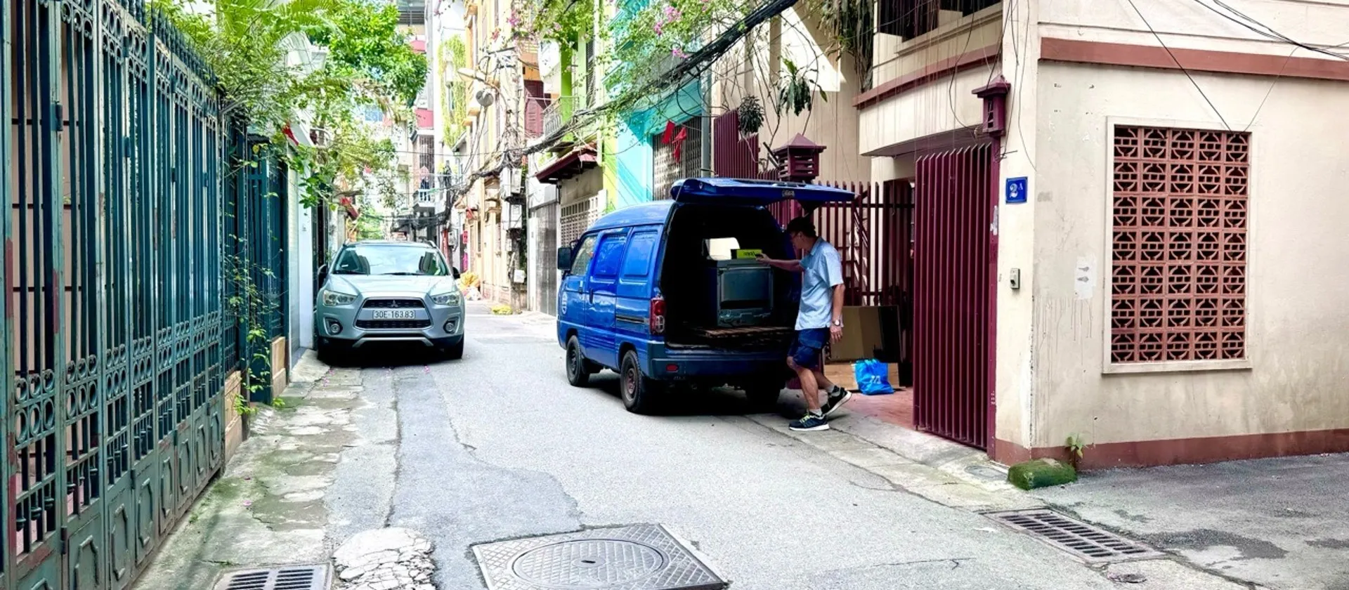 Nhà 6 Tầng Full Nội Thất Lạc Long Quân - Thang Máy Tiện Lợi... Bán nhà riêng tại Nghĩa Đô, Hà Nội 01