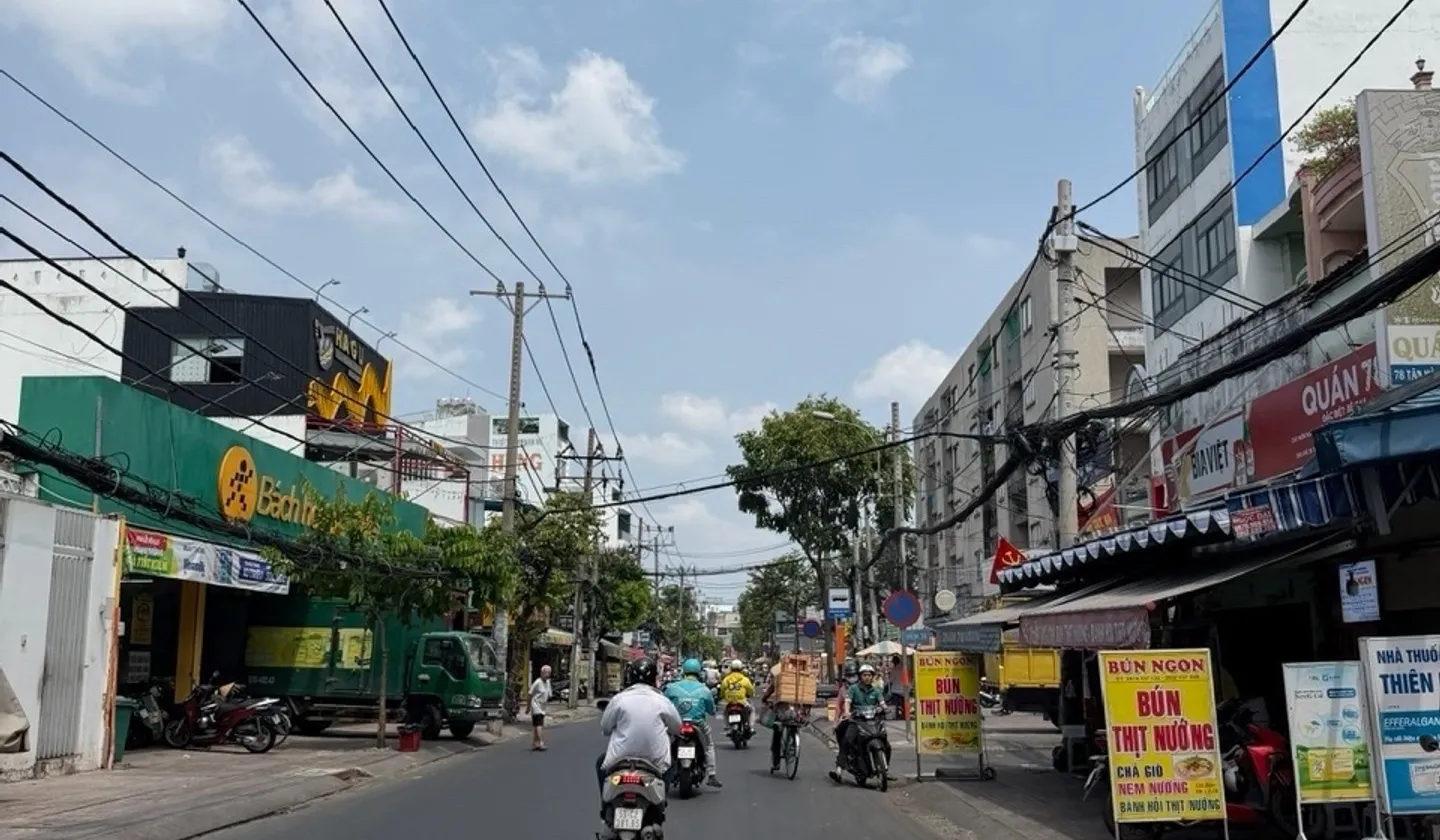 Nhà riêng 3 tầng 4 phòng ngủ tại Tân Hoà Đông, Quận 6 giá 5.8 tỷ... Bán nhà riêng tại Phú Lâm, Hồ Chí Minh 01