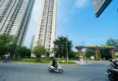Bán nhà 1 tầng 95m2 hẻm xe hơi Nguyễn Xiển, Quận 9 giá 5.1 tỷ... Bán nhà riêng tại Long Bình, Hồ Chí Minh 11