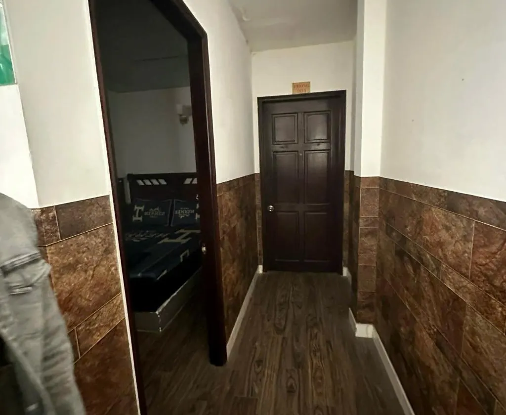 BÁN KHÁCH SẠN KHU TÊN LỬA 5 TẦNG NGANG 5M DÒNG TIỀN 120 TR/TH NHIK 13 TỶ... Bán nhà mặt phố tại An Lạc, Hồ Chí Minh 01