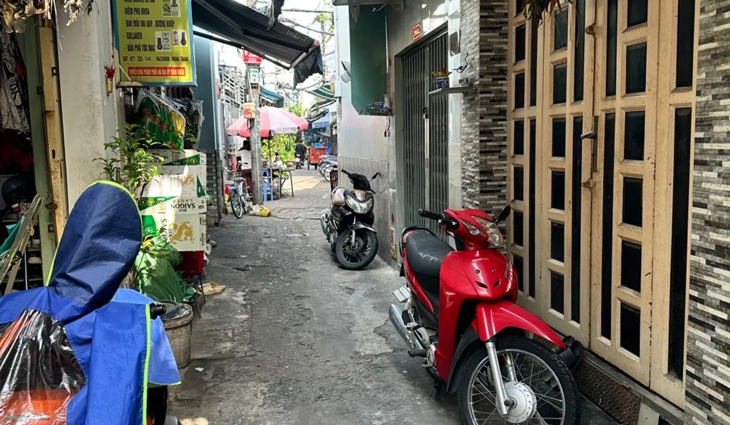 CHỈ NHỈNH 2 TỎI – NHÀ MỚI 3 TẦNG BA ĐÌNH, P8 | VÀO Ở NGAY!... Bán nhà riêng tại Chánh Hưng, Hồ Chí Minh 01