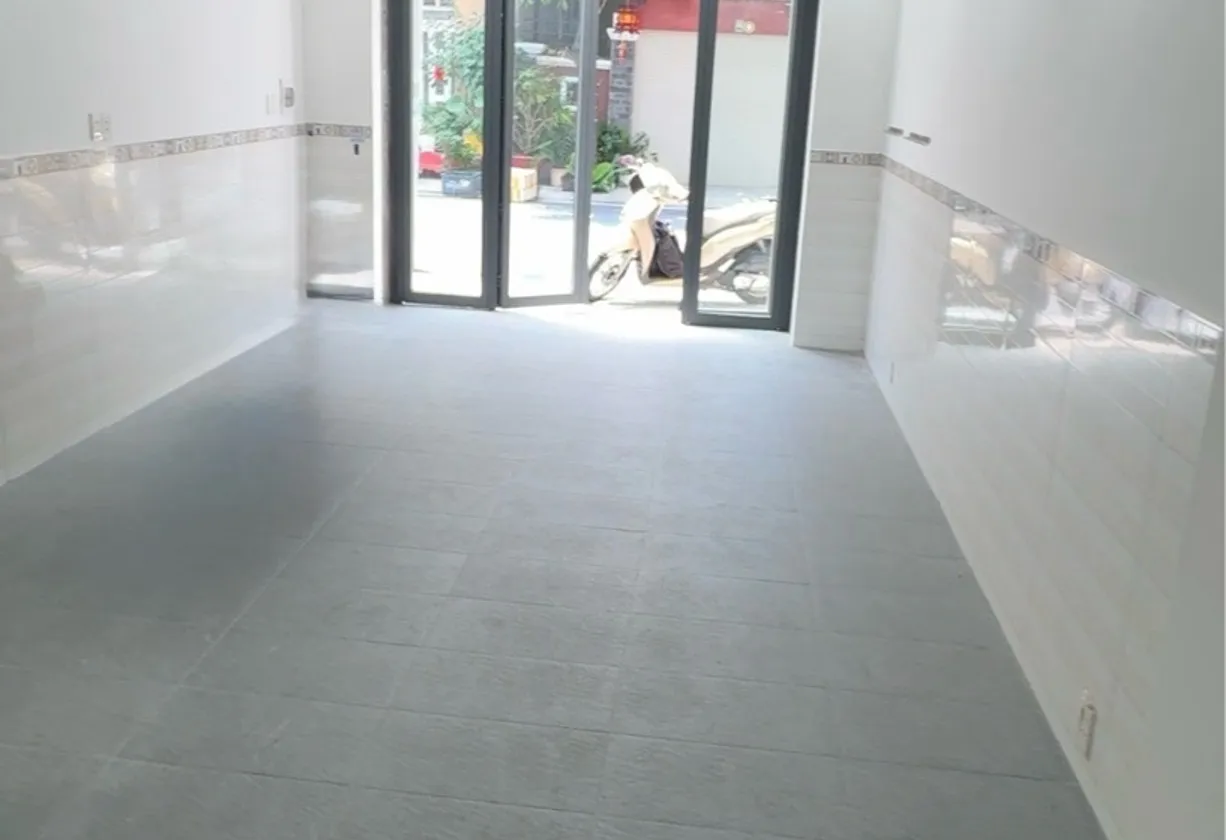 Nhà 5 Tầng Hiện Đại Khu Vip Huỳnh Thị Đồng – Ô Tô Đậu Thoải Mái... Bán nhà riêng tại Nhà Bè, Hồ Chí Minh 01