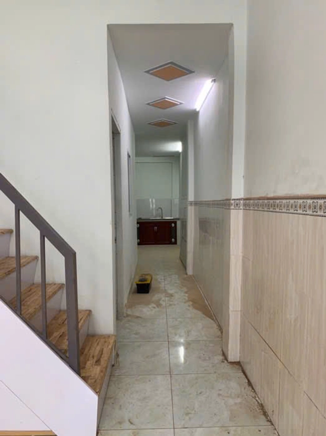 NHỈNH 3 TỶ CÓ NHÀ BÌNH THẠNH 54M2( 4.08 x 13.2 ) MỚI ĐẸP Ở NGAY 1 TRỆT 1 LỬNG 2 PHÒNG NGỦ –GIÁ: 3,6 Tỷ tại Hồ Chí Minh 01