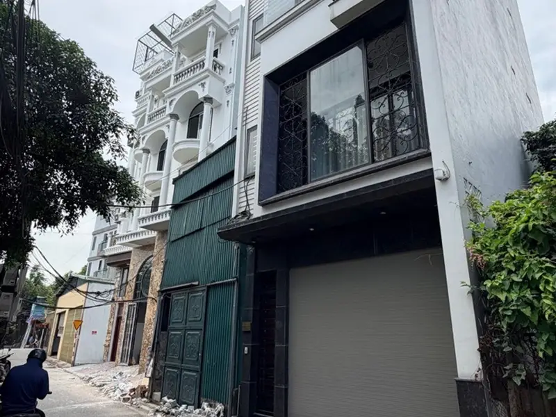 Bán nhà riêng 6 tầng có thang máy tại phường Phúc Lợi, Hà Nội, mặt tiền 5m, giá thương lượng... Bán nhà riêng tại Phúc Lợi, Hà Nội 01