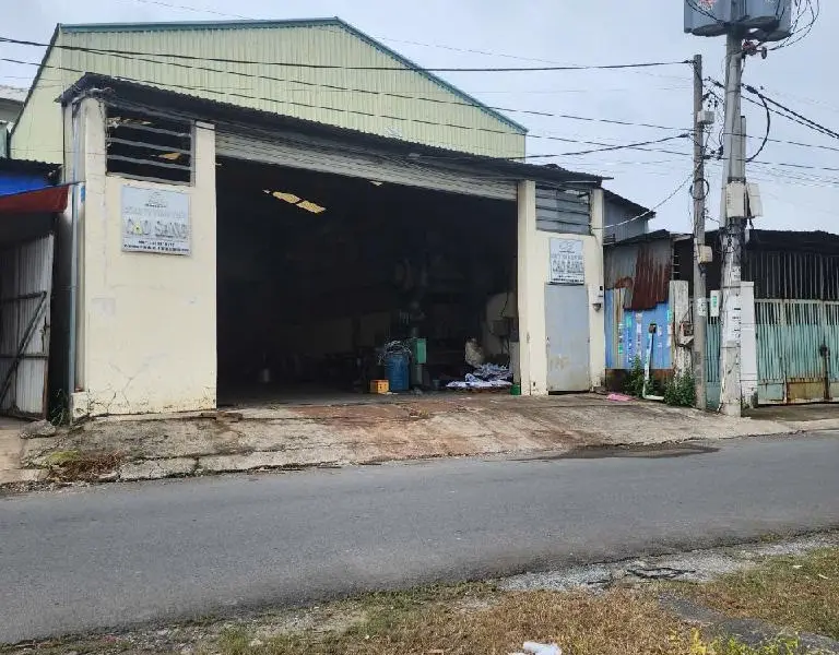 Bán nhà 3 tầng mặt tiền rộng, có xưởng tại võ văn vân... Bán nhà mặt phố tại Bình Tân, Hồ Chí Minh 01