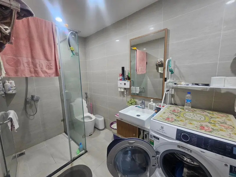 HOÀNG ĐẠO THÚY – GIẢM 1,5 TỶ, CÒN 11,5 TỶ!

 152M² – LÔ GÓC – 3 NGỦ – VIEW NGÃ TƯ THOÁNG SÁNG... Bán căn hộ chung cư tại Yên Hòa, Hà Nội 01