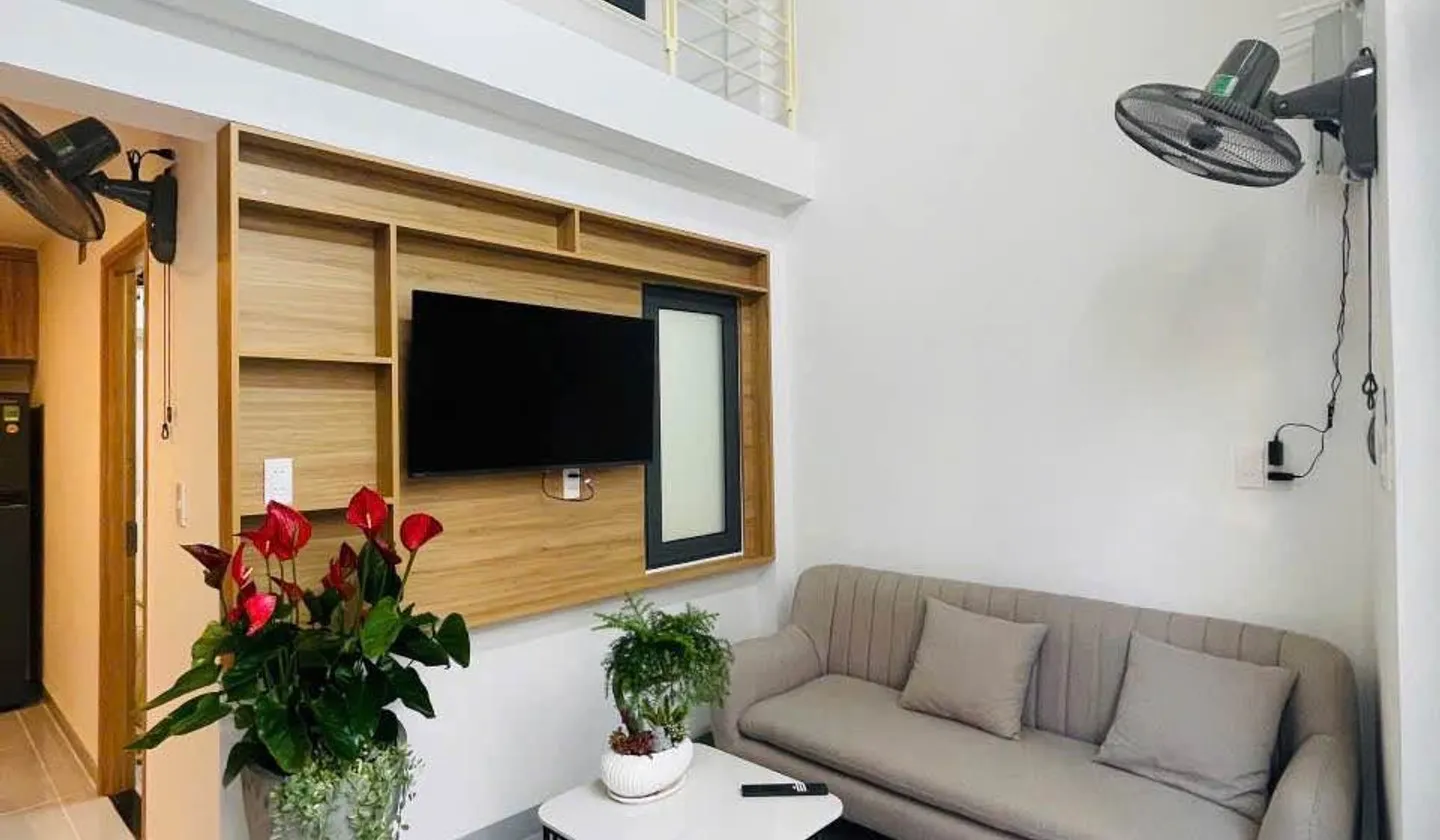 Nhà mới 100% full nội thất xịn sò, xách va li vào ở ngay. Có 3 Phòng Ngủ, có phòng ngủ tầng1.
📍Vị... Bán nhà riêng tại An Hải, Đà Nẵng 01