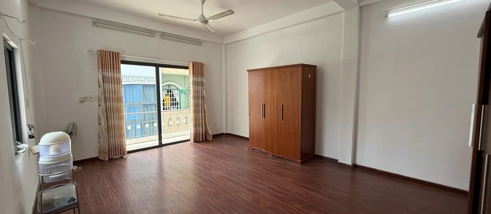 Cơ hội hiếm có sở hữu nhà lô góc trung tâm Quận 10 ngay Ba Tháng Hai... Bán nhà riêng tại Vườn Lài, Hồ Chí Minh 01