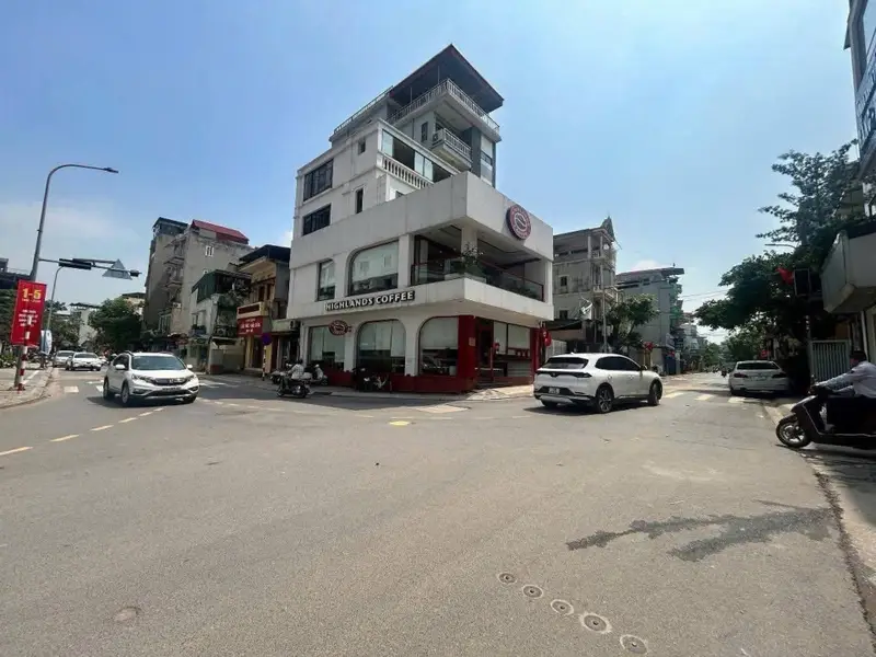 Bán nhà mặt phố lô góc 2 mặt tiền tại An Dương Vương, Tây Hồ, phù hợp kinh doanh ô tô tránh nhau... Bán nhà mặt phố tại Tây Hồ, Hà Nội 01