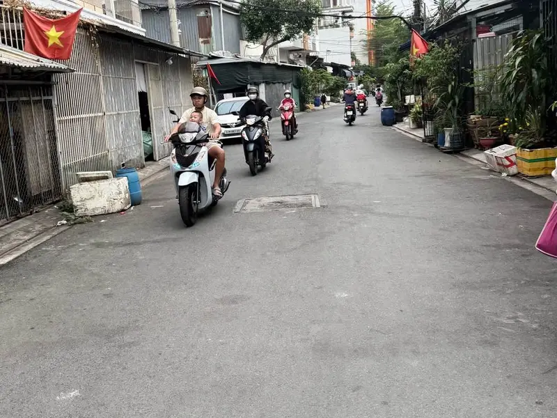 Nhà mặt phố diện tích 53m² hướng Nam tại Bình Tân với giá hấp dẫn... Bán nhà mặt phố tại Bình Trị Đông, Hồ Chí Minh 01