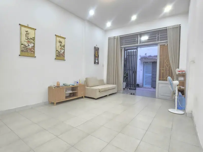 Bán nhà riêng 2 tầng diện tích 61.9m² hướng Đông Nam tại Tiền Giang giá 7.5 tỷ đồng... Bán nhà riêng tại Tân Sơn Hòa, Hồ Chí Minh 01