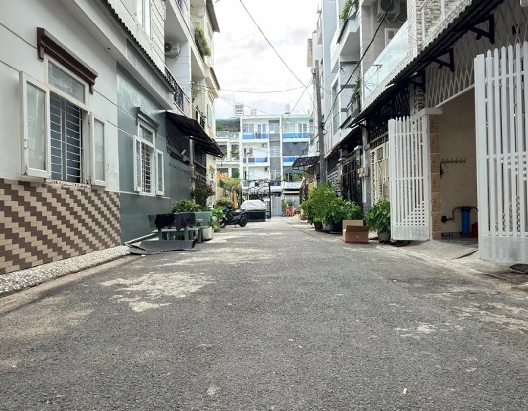 Nhà 4 tầng 52m2 4 phòng ngủ tại Bình Tân giá 6,48 tỷ... Bán nhà riêng tại Bình Hưng Hòa, Hồ Chí Minh 01