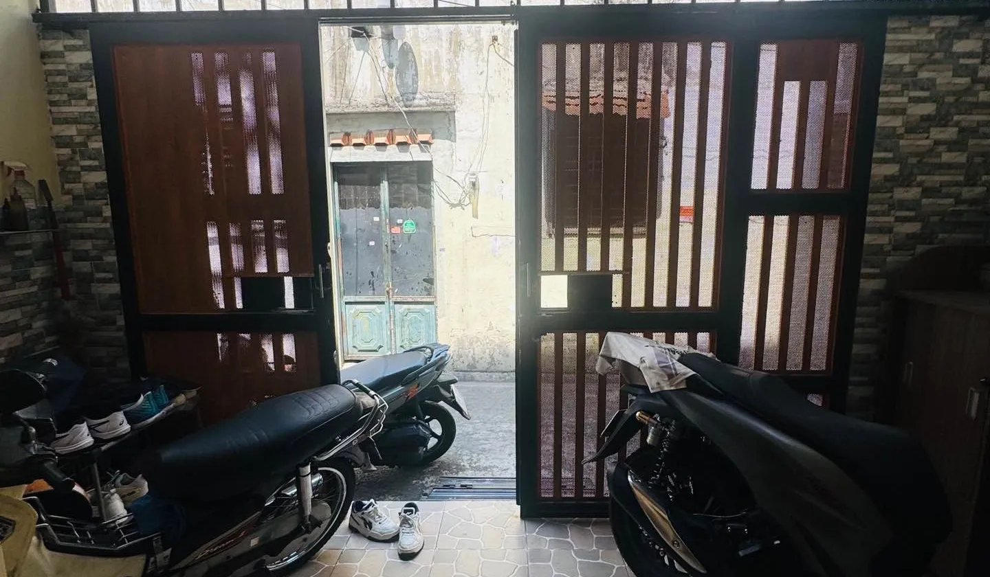 Bán nhà 3 tầng 43m2 tại Trung Lang, Tân Bình, giá 7,25 tỷ... Bán nhà riêng tại Bảy Hiền, Hồ Chí Minh 01