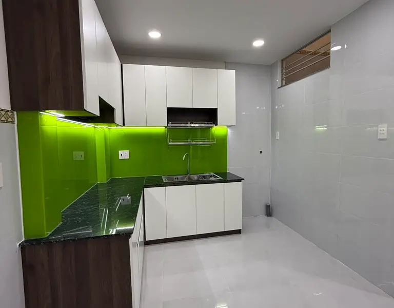 SIÊU PHẨM TÂN BÌNH - KẾ HXH - VỊ TRÍ ĐẮC ĐỊA - 2 TẦNG - 2PN -... Bán nhà riêng tại Tân Bình, Hồ Chí Minh 01