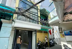 XE HƠI ~ 10 MÉT- HÀNG XANH - VỪA Ở VỪA KINH DOANH - HẺM THÔNG - SỔ RIÊNG - NỞ HẬU - VIEW LANDMARK81... Bán nhà riêng tại Thạnh Mỹ Tây, Hồ Chí Minh 03