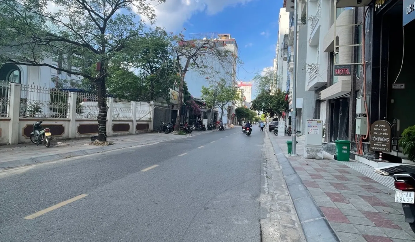 Nhà mặt phố Hoàng Thế Thiện 7 tầng, khu vực kinh doanh sầm uất tại trung tâm thành phố... Bán nhà mặt phố tại Đông Hải, Hải Phòng 01