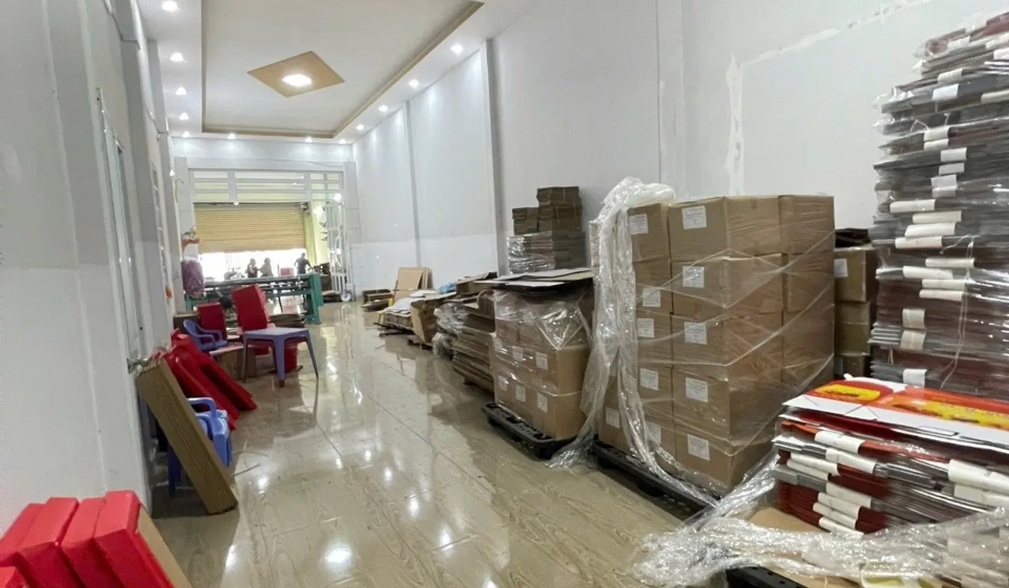 NHÀ HẺM XE TẢI SÁT ĐƯỜNG SỐ 1 KDC VĨNH LỘC BÌNH TÂN - 191.7M2 (6X32M) - GIÁ NHỈNH 7,2 TỶ... Bán kho, nhà xưởng tại Bình Tân, Hồ Chí Minh 01