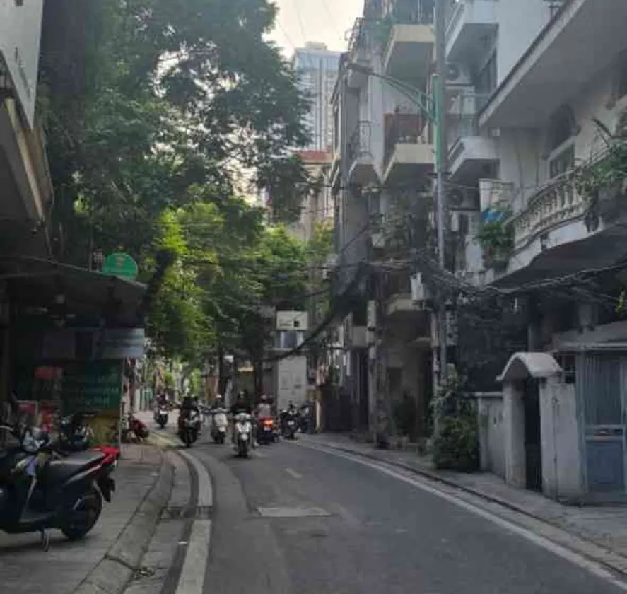 Bán nhà 4 tầng tại Phường Ngọc Hà, trung tâm Quận, khu dân trí cao... Bán nhà riêng tại Ngọc Hà, Hà Nội 01