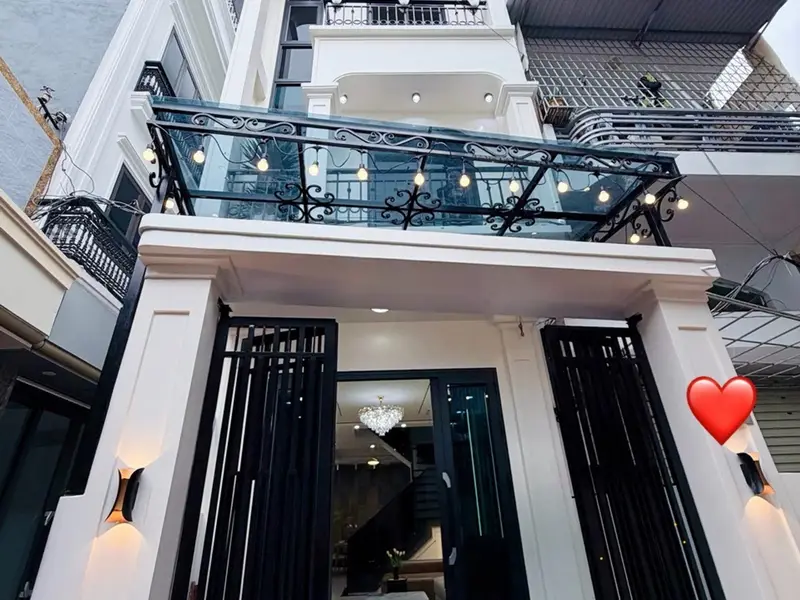 Cơ hội hiếm có sở hữu nhà lô góc 2 mặt thoáng tại phố trung tâm Hồ Sen... Bán nhà riêng tại Lê Chân, Hải Phòng 01