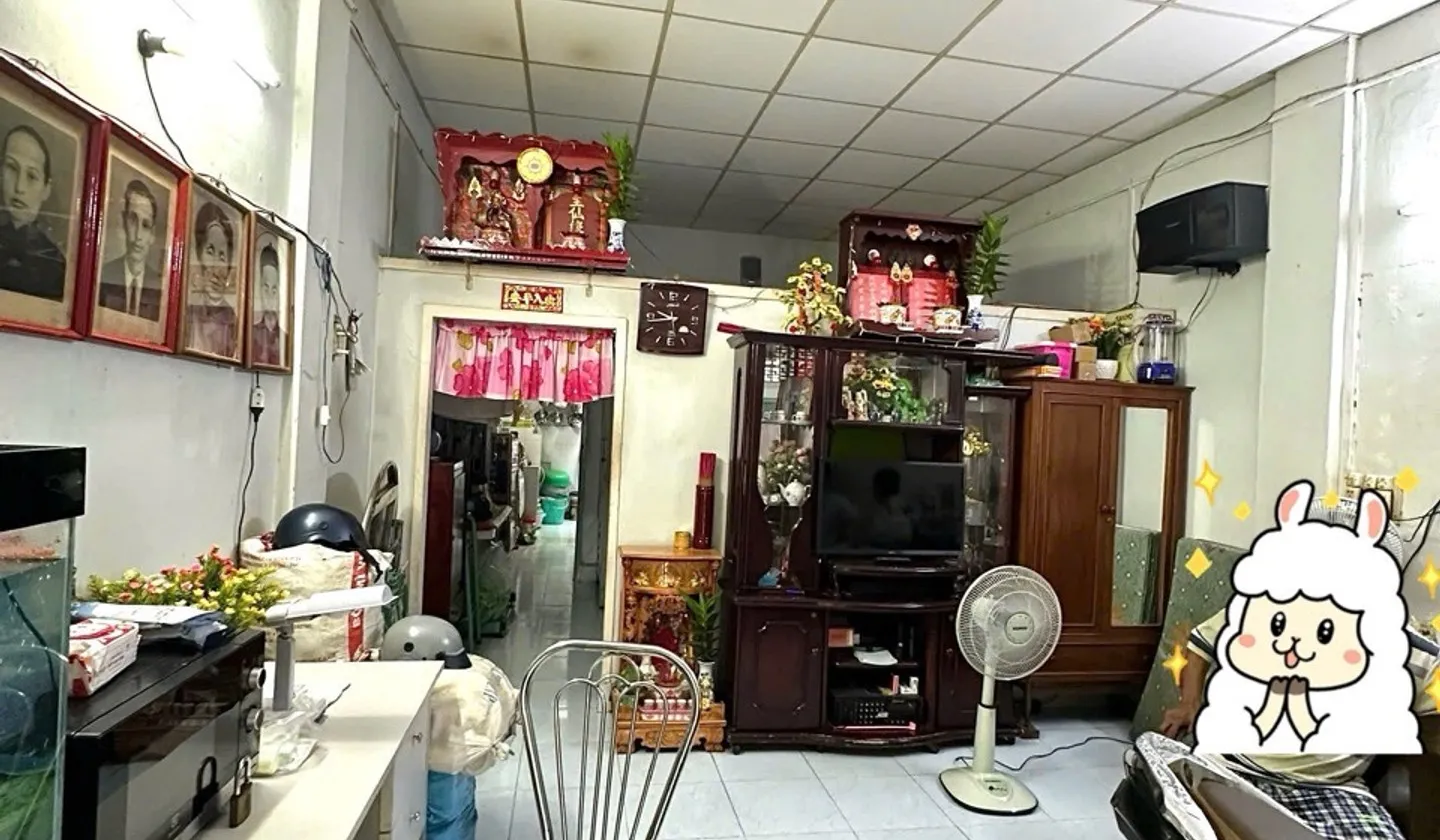 Cơ hội hiếm có sở hữu nhà hẻm xe hơi quận 5 đang cho thuê 18 triệu/tháng... Bán nhà riêng tại Chợ Quán, Hồ Chí Minh 01