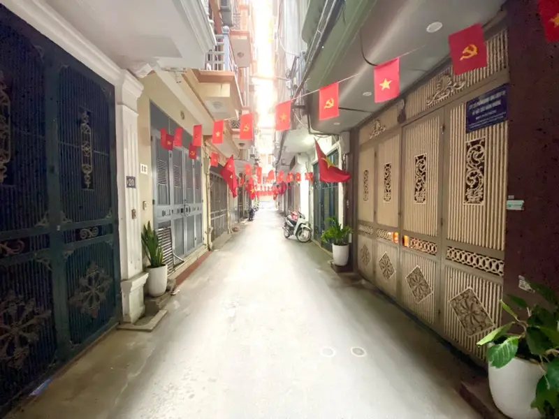 Bán nhà riêng 5 tầng tại Trần Cung, ô tô vào nhà, phân lô, diện tích 37m²... Bán nhà riêng tại Nghĩa Đô, Hà Nội 01