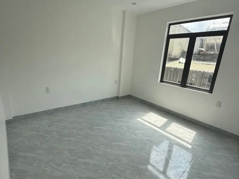 Bán nhà 4 tầng tại phường Hà Lầm, Quảng Ninh giá 3.3 tỷ... Bán nhà riêng tại Hà Lầm, Quảng Ninh 01