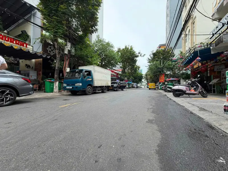 HÀNG HIẾM 3 LÔ LIỀN KỀ MẶT TIỀN NGAY BIỂN MỸ KHẺ – 297,8M² – NGANG 13,5M
0762,,658,,925 - 138 tỷ... Bán nhà mặt phố tại An Hải, Đà Nẵng 01