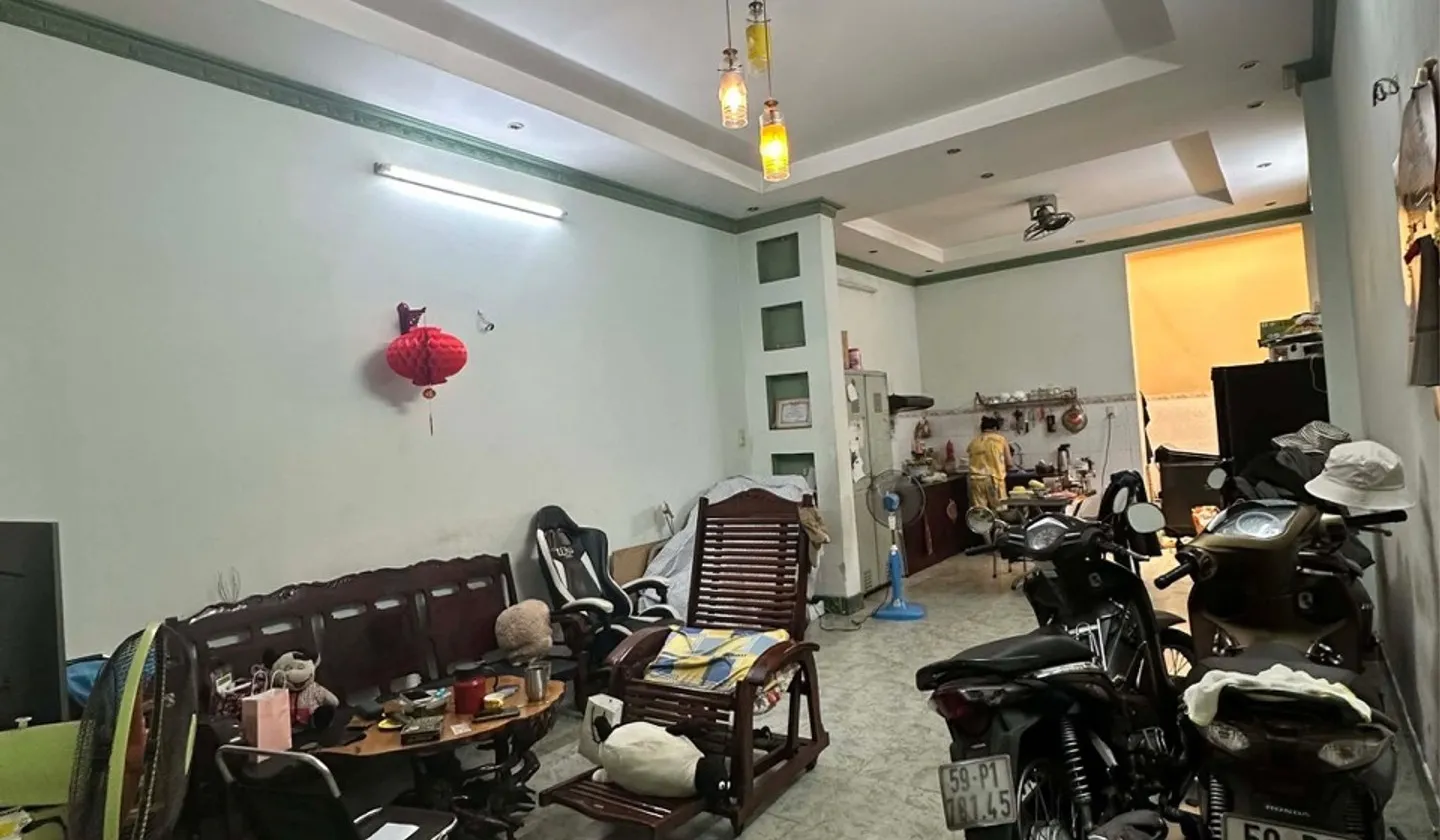 Nhà mặt phố 3 tầng 4PN tại phường 11 Tân Bình giá 31 tỷ... Bán nhà mặt phố tại Bảy Hiền, Hồ Chí Minh 01
