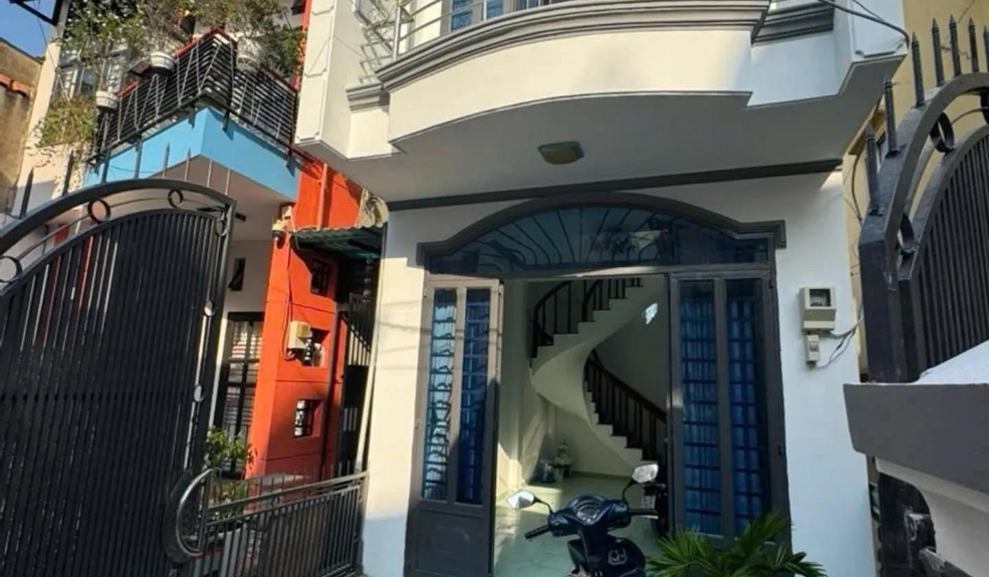 Bán nhà riêng 2 tầng tại Phú Thuận, Quận 7, diện tích 66 m2, pháp lý rõ ràng... Bán nhà riêng tại Phú Thuận, Hồ Chí Minh 01