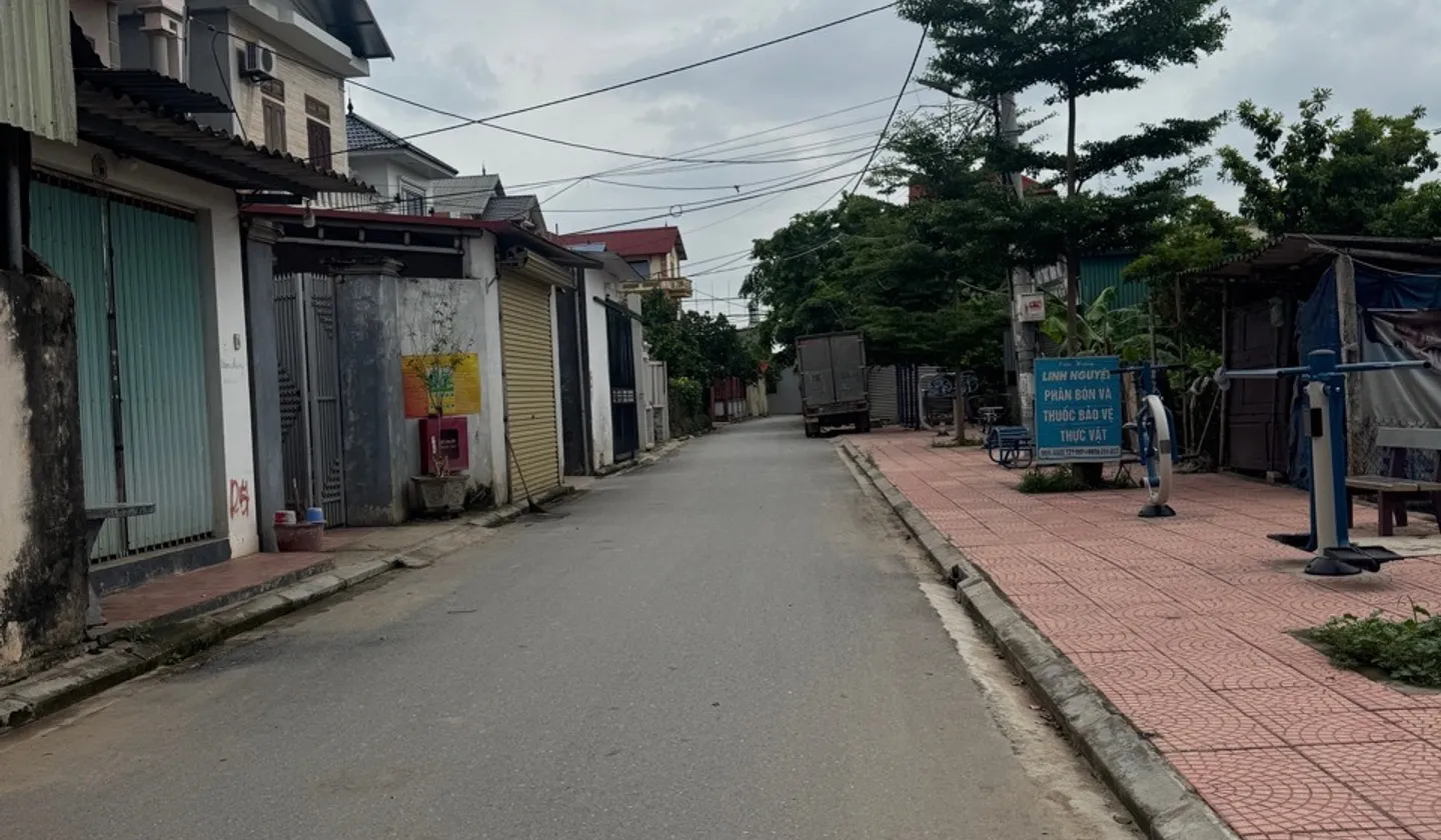 Chính chủ Em cần ra gấp lô đất 101m tại Phù Trì - Quang Minh . Mặt tiền rộng 7m giảm thêm 400tr nữa... Bán đất tại Quang Minh, Hà Nội 01