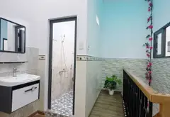 Nhà 2 tầng mới tinh, tiện nghi ngay trung tâm quận Bình Tân- chỉ 4TY... Bán nhà riêng tại Bình Trị Đông, Hồ Chí Minh 06