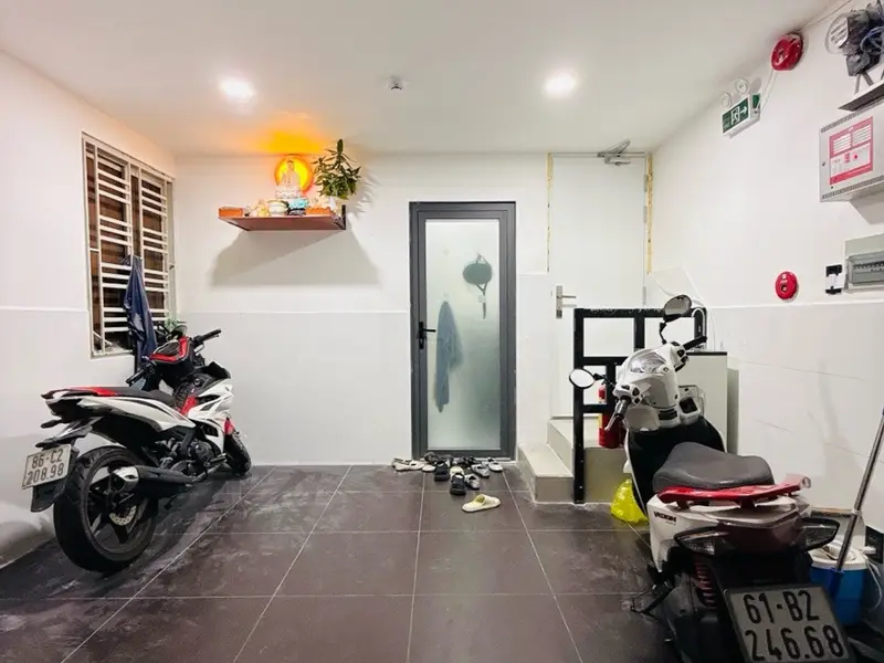 Bán nhà gần mặt tiền Lê Văn Sỹ, Quận 3, 5 tầng BTCT, 4 Phòng, 4WC, sổ vuông vức, 31m2 nhỉnh 5 tỷ... Bán nhà riêng tại Nhiêu Lộc, Hồ Chí Minh 01